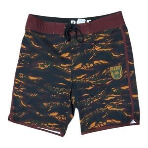 🌊 REEF Men’s Copeland Board Shorts 32 🔥 Madder‎ Brown Camo Surf Style